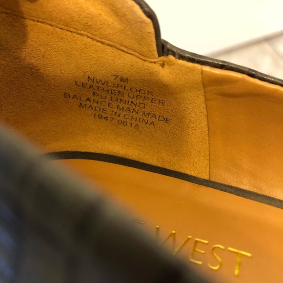 Nine West pointed toe flats - Picture 5 of 8